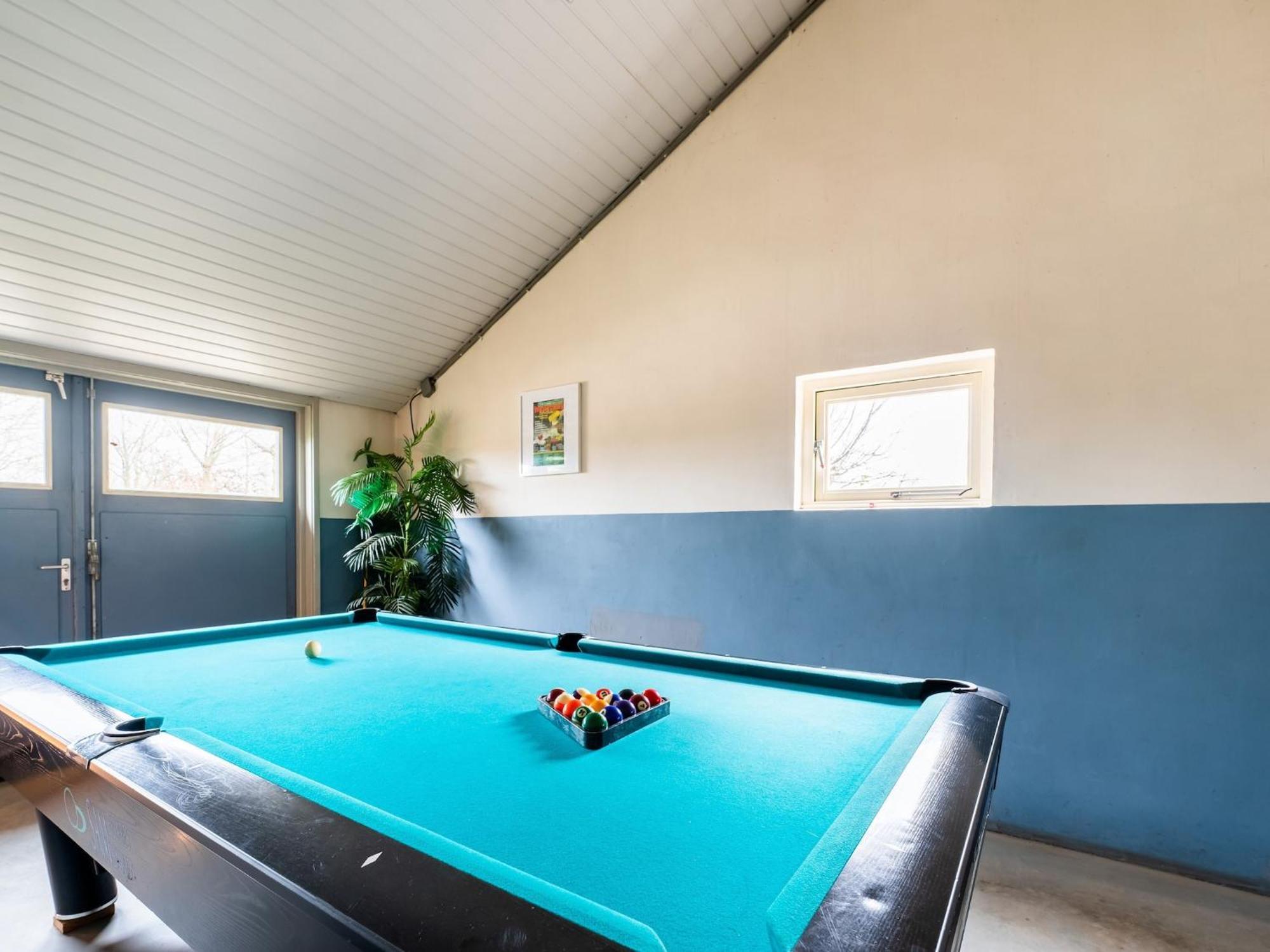 Spacious Farmhouse In Silvolde With Garden Екстер'єр фото