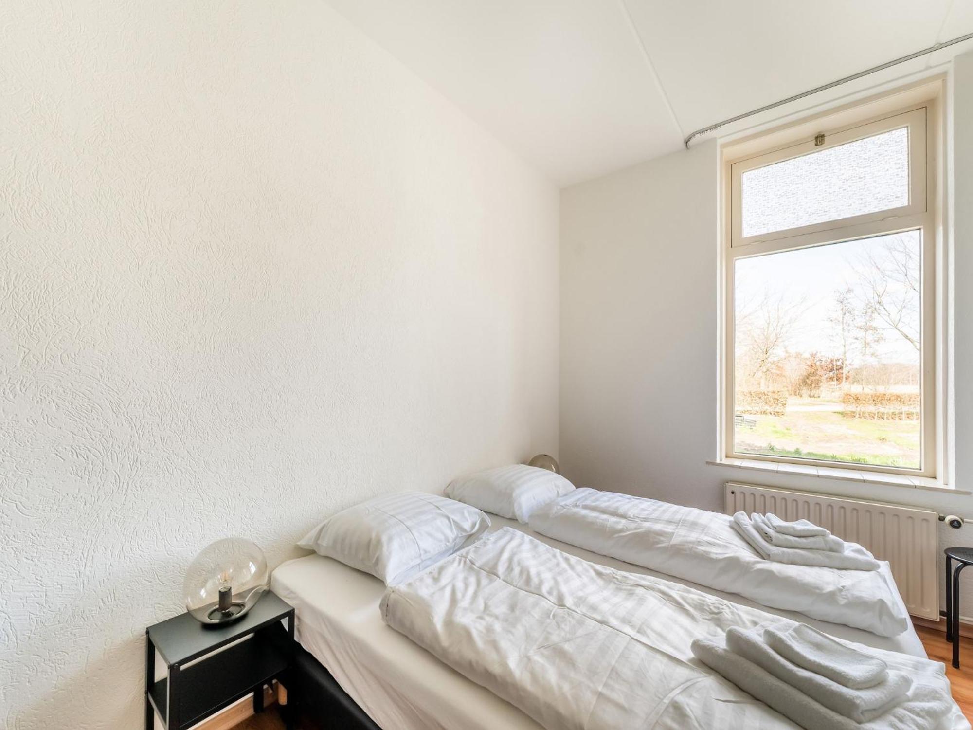 Spacious Farmhouse In Silvolde With Garden Екстер'єр фото
