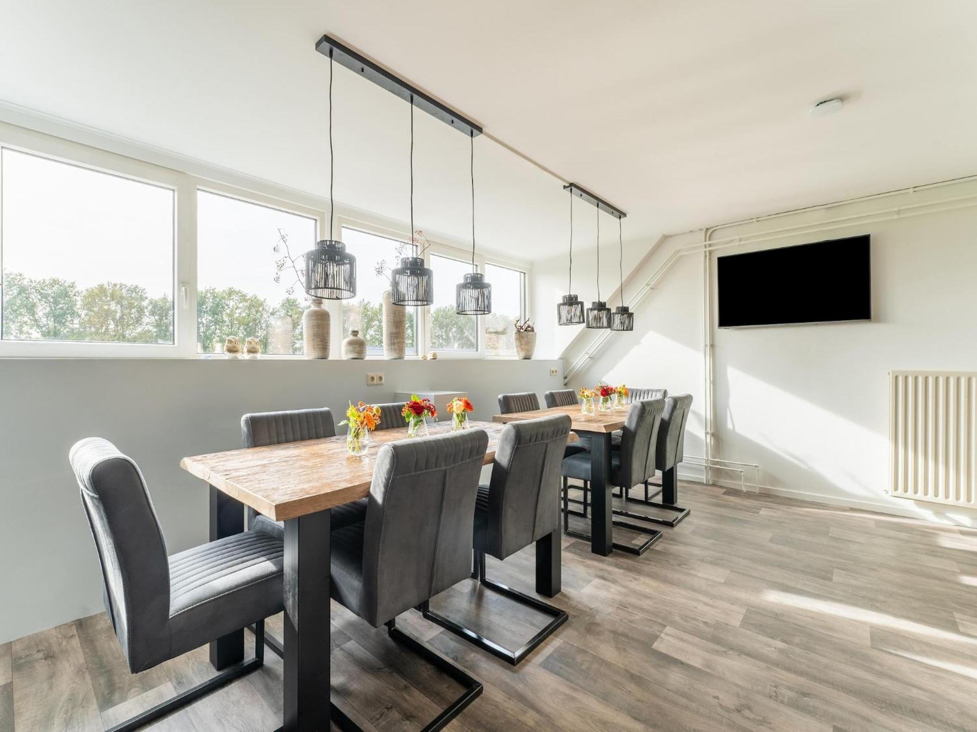 Spacious Farmhouse In Silvolde With Garden Екстер'єр фото